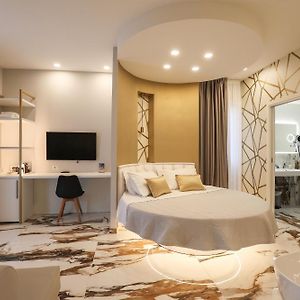 Queen Suite